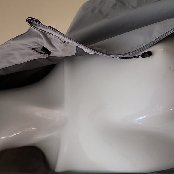 REI Co- Op  Windbreaker Jacket - Picture 6 of 13